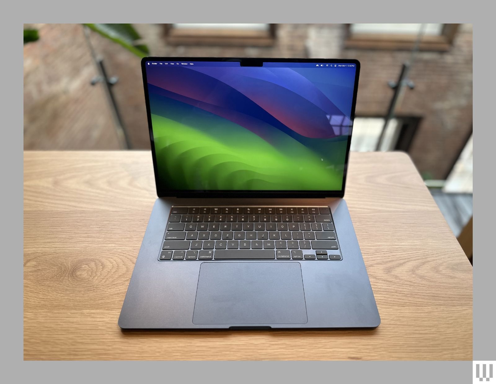 Apple MacBook Air M3 Image 2