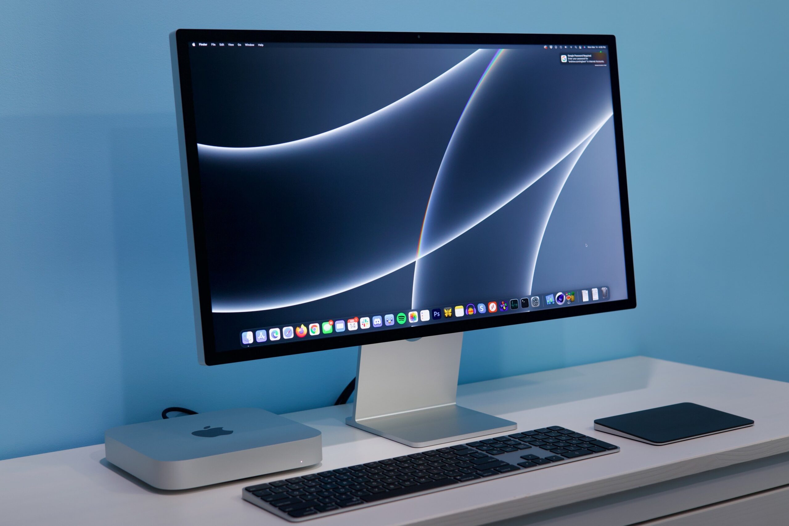 Apple Studio Display Image 2