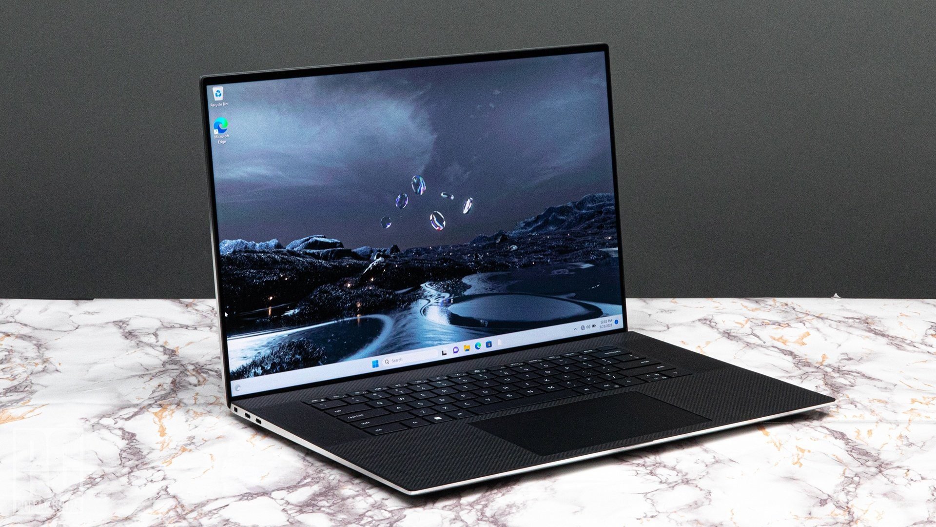 Dell XPS 17 (9730) Image 1