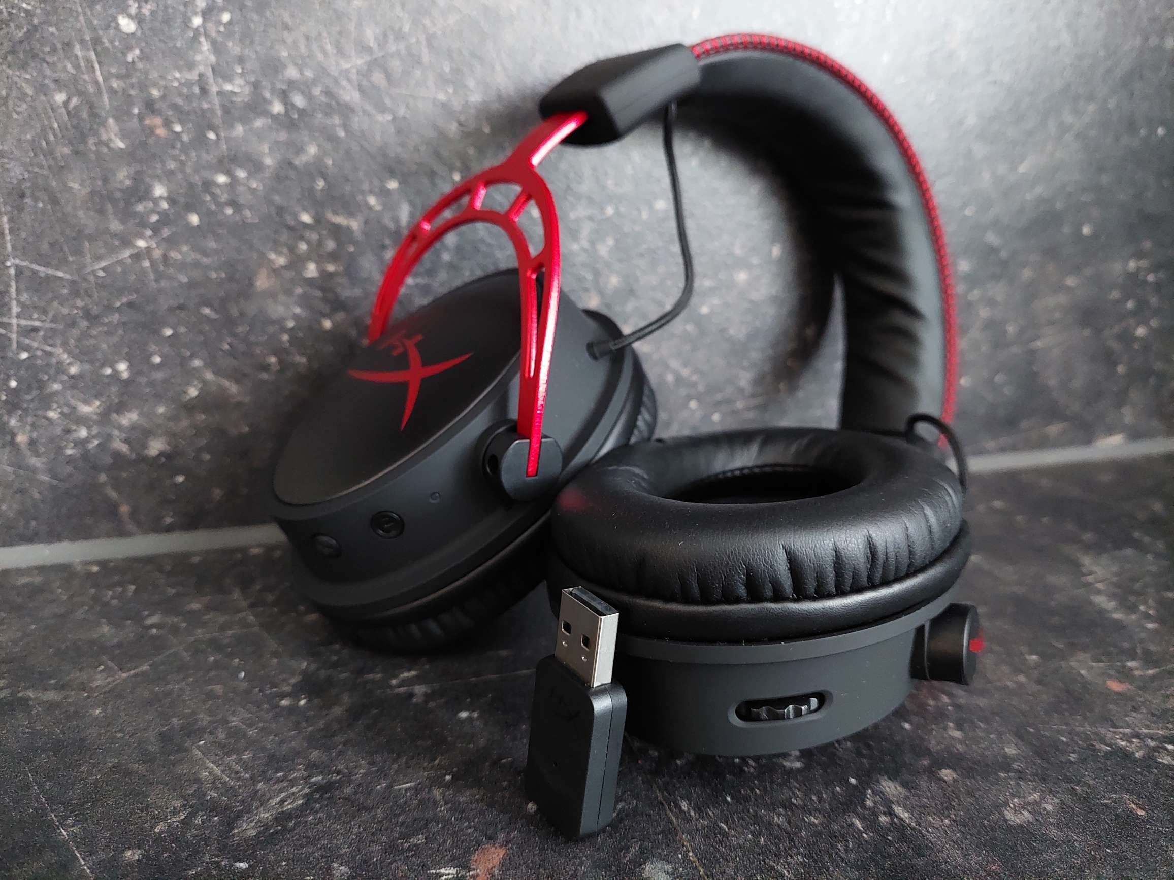 HyperX Cloud Alpha Wireless Image 2