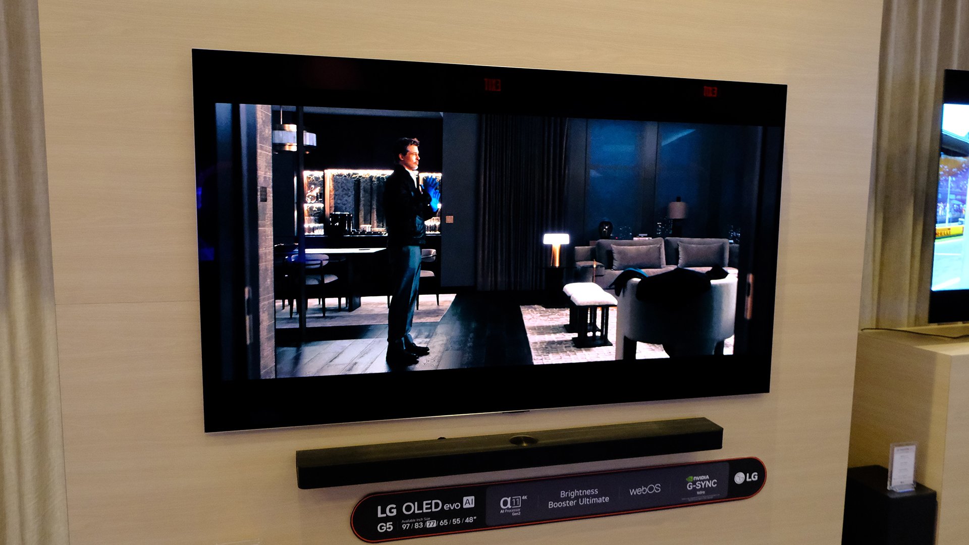 LG G5 OLED Image 1