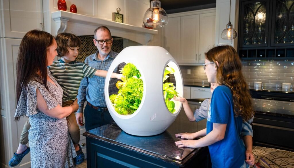 Plantaform Smart Garden Image 4