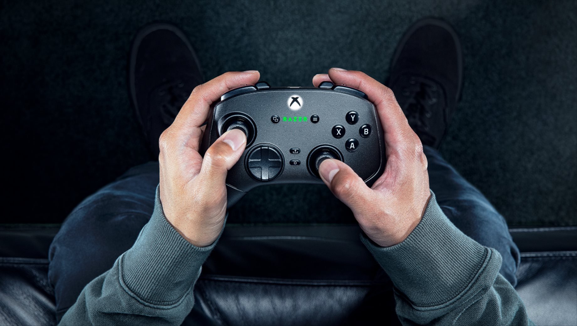Razer Wolverine V3 Pro Image 2