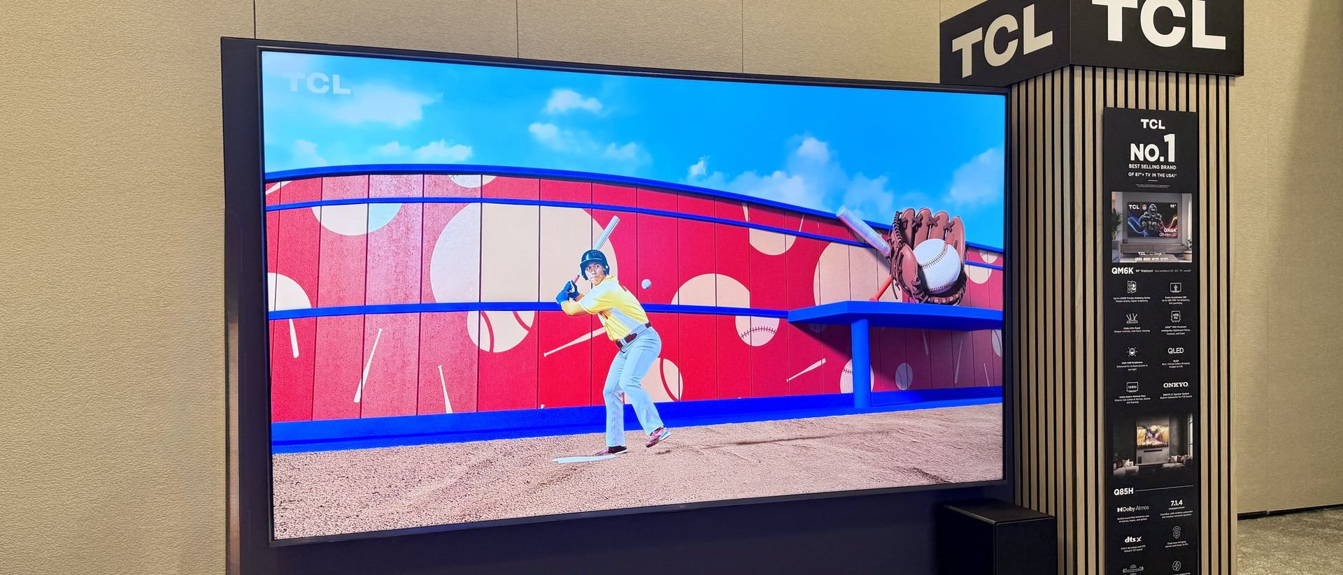 TCL QM6K Series Image 2
