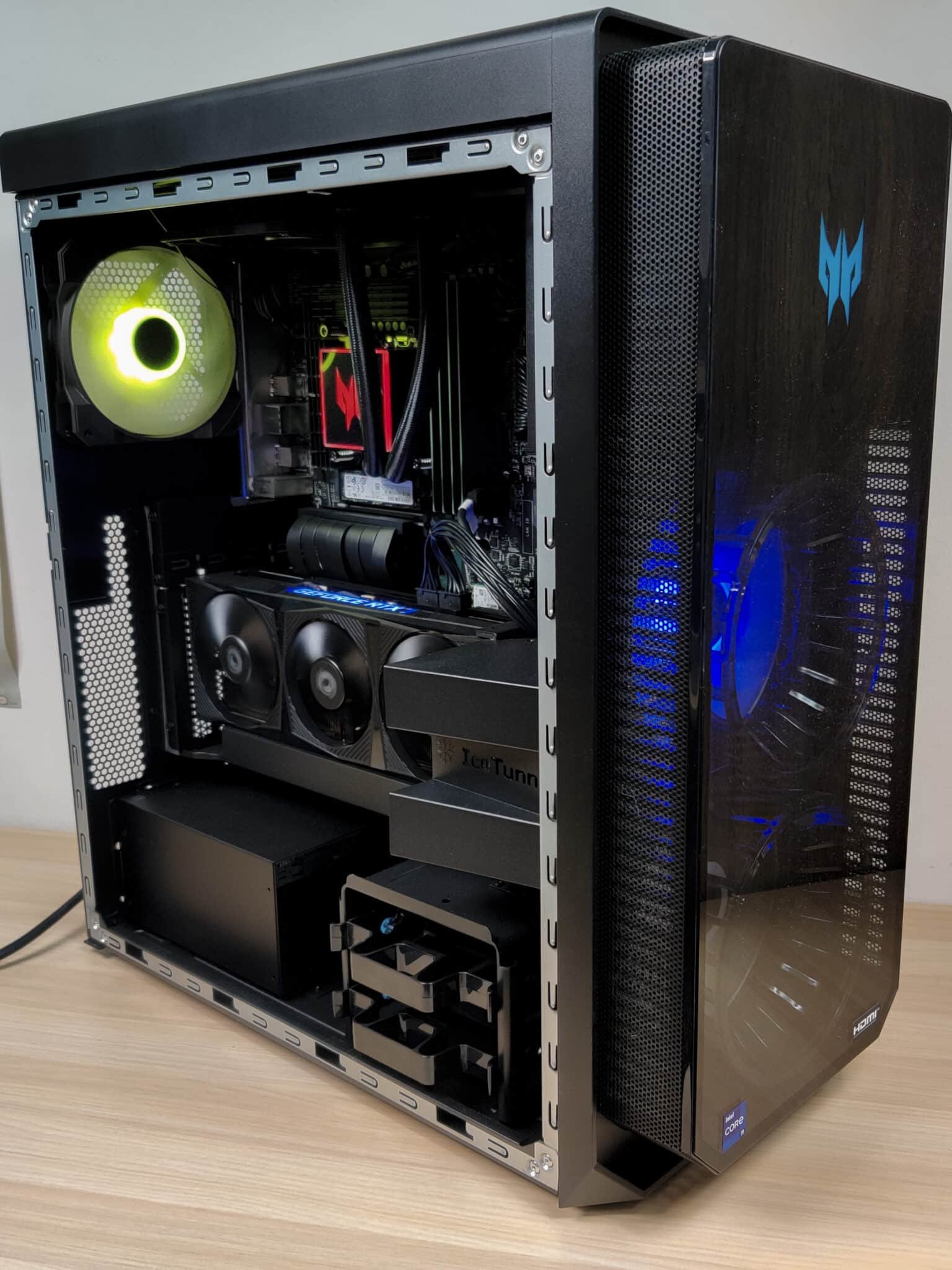 Acer Predator Orion 7000 Image 4
