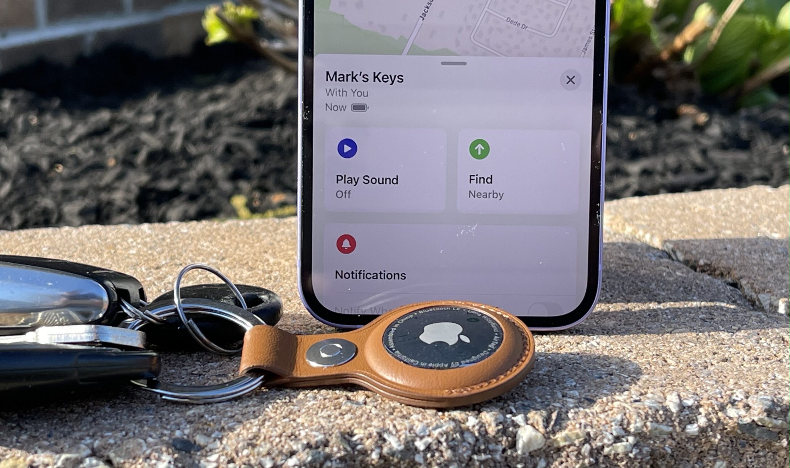 Apple AirTag Image 3