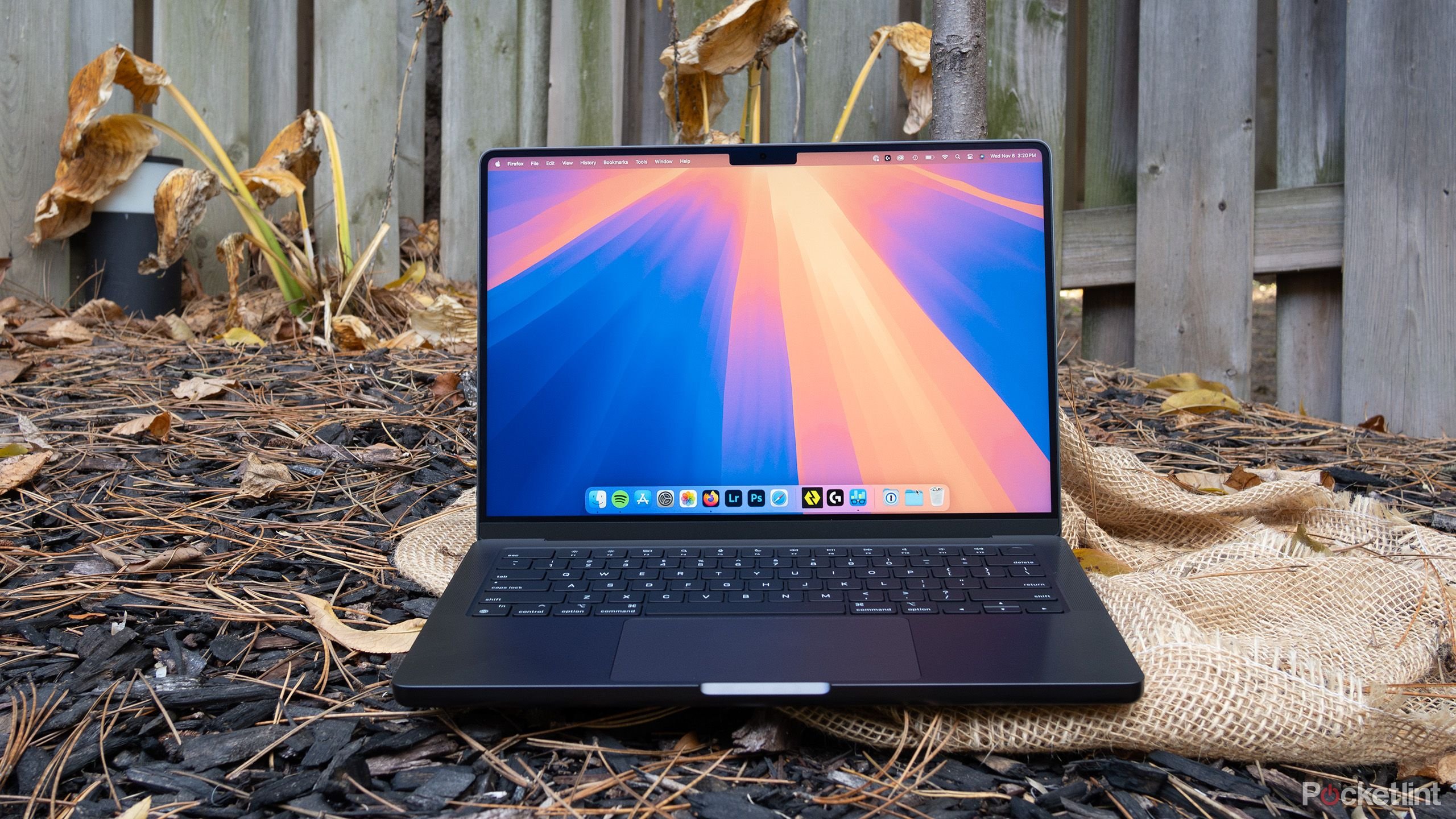 Apple MacBook Pro M4 Image 4