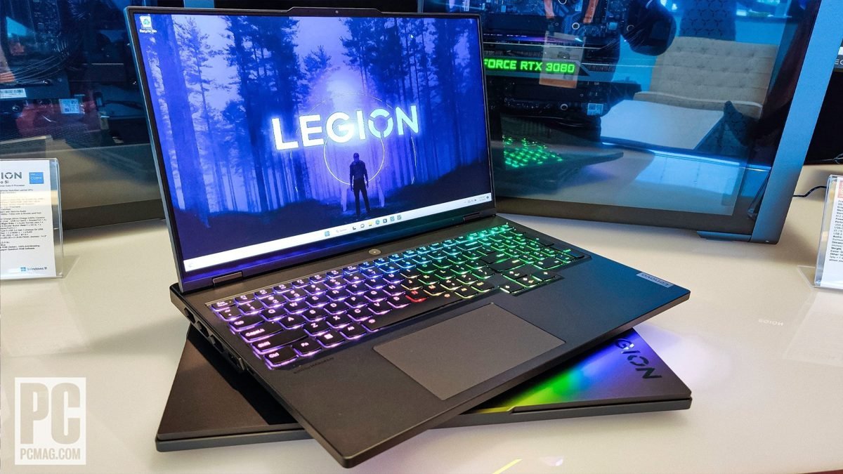 Lenovo Legion Pro 7i Gen 10 Gaming Laptop Image 4