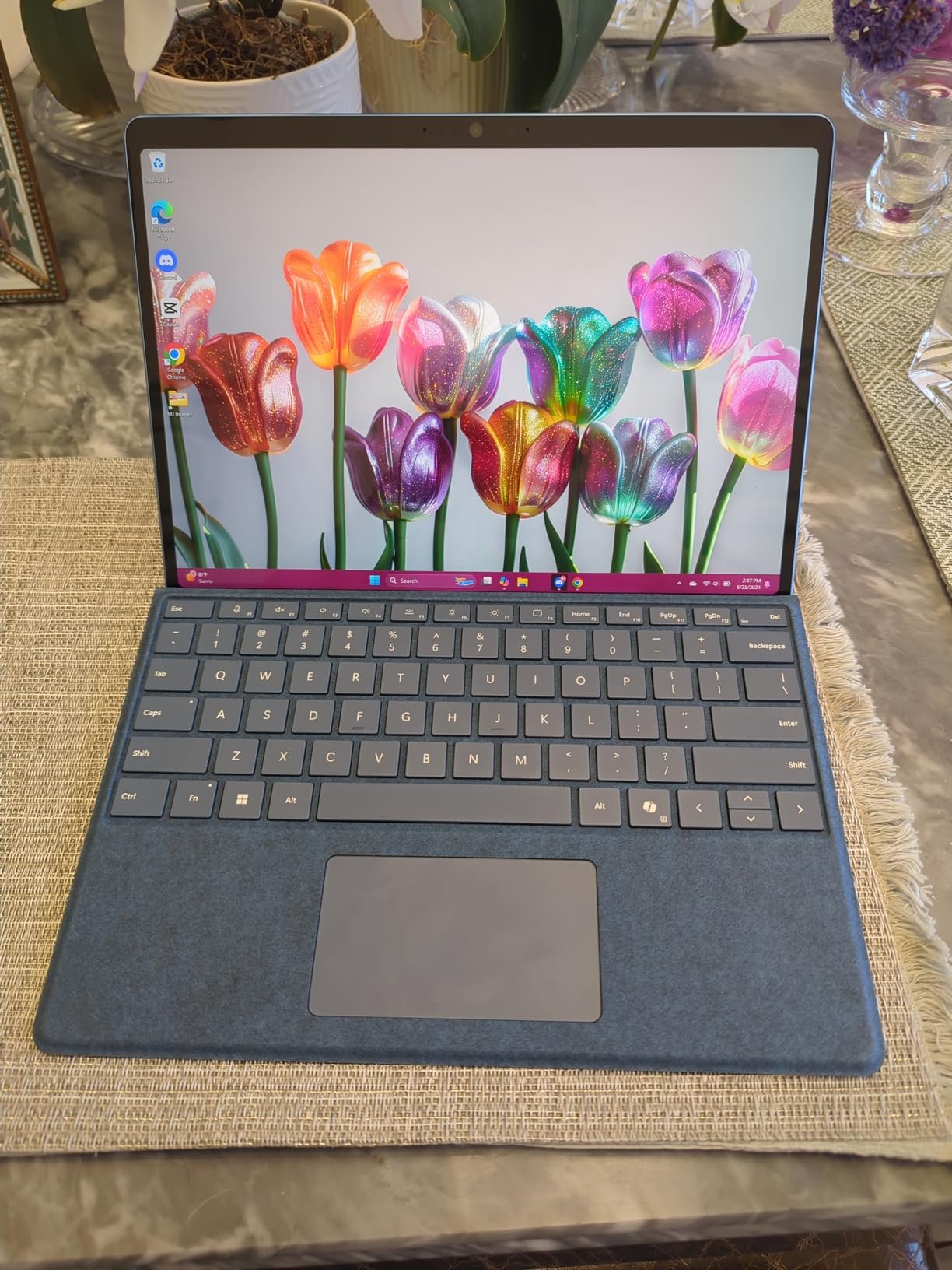 Microsoft Surface Pro 2-in-1 Laptop/Tablet (2024), 13