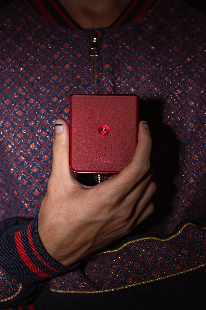 Motorola Razr Ultra 2025 Image 2