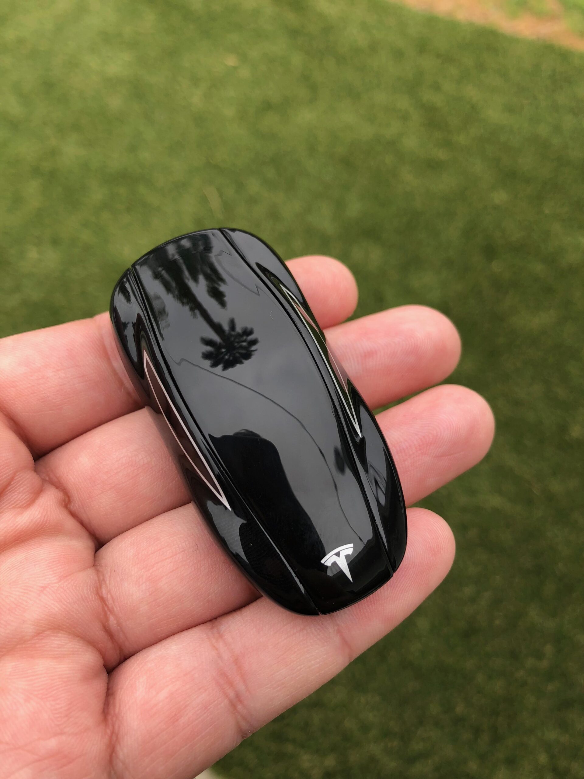 Tesla Model S/X Key Fob Image 3