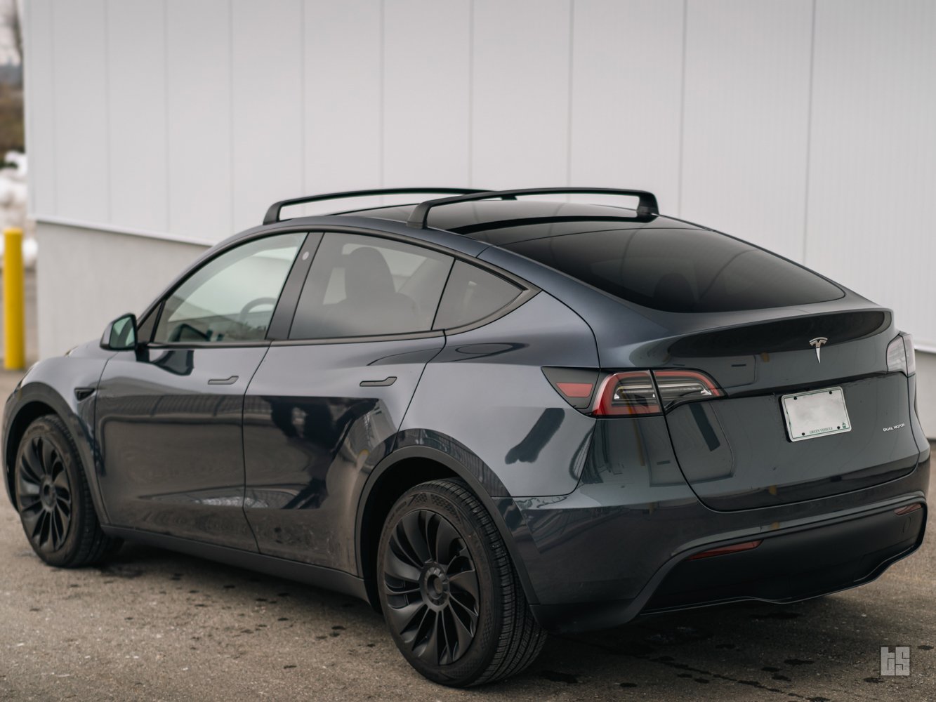 Tesla Model Y Roof Rack Image 2