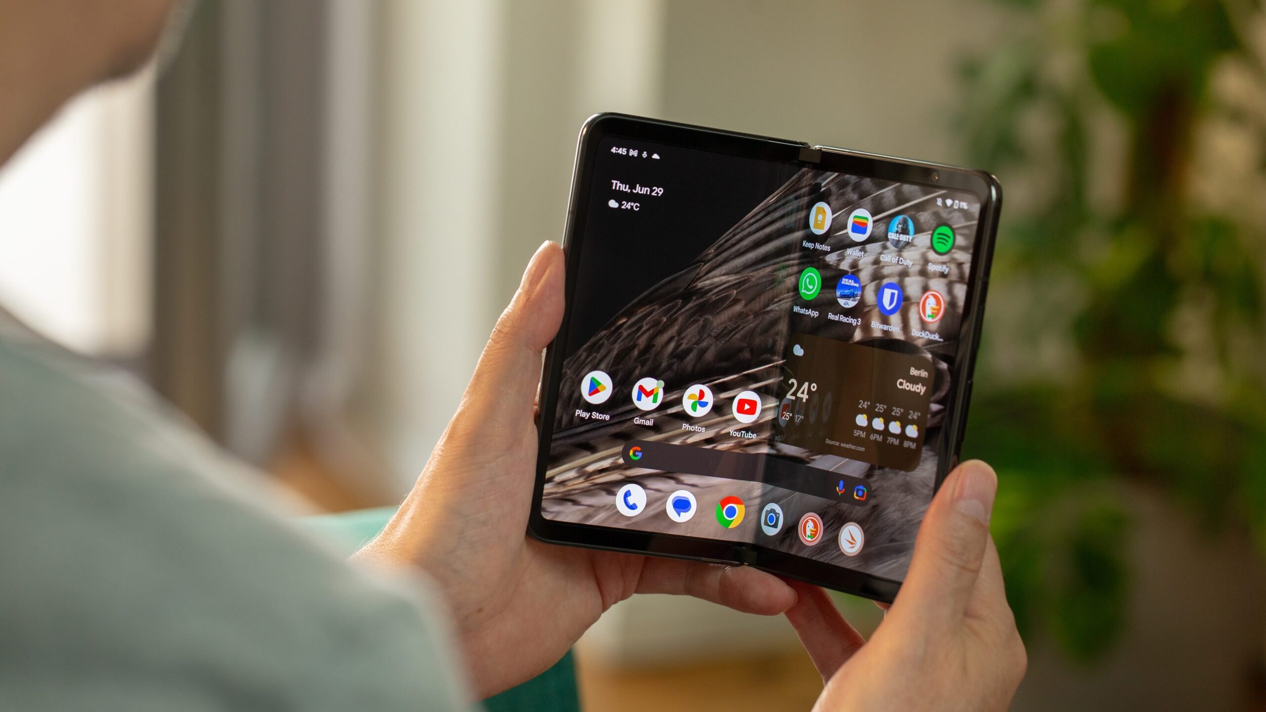 Google Pixel Fold Image 1