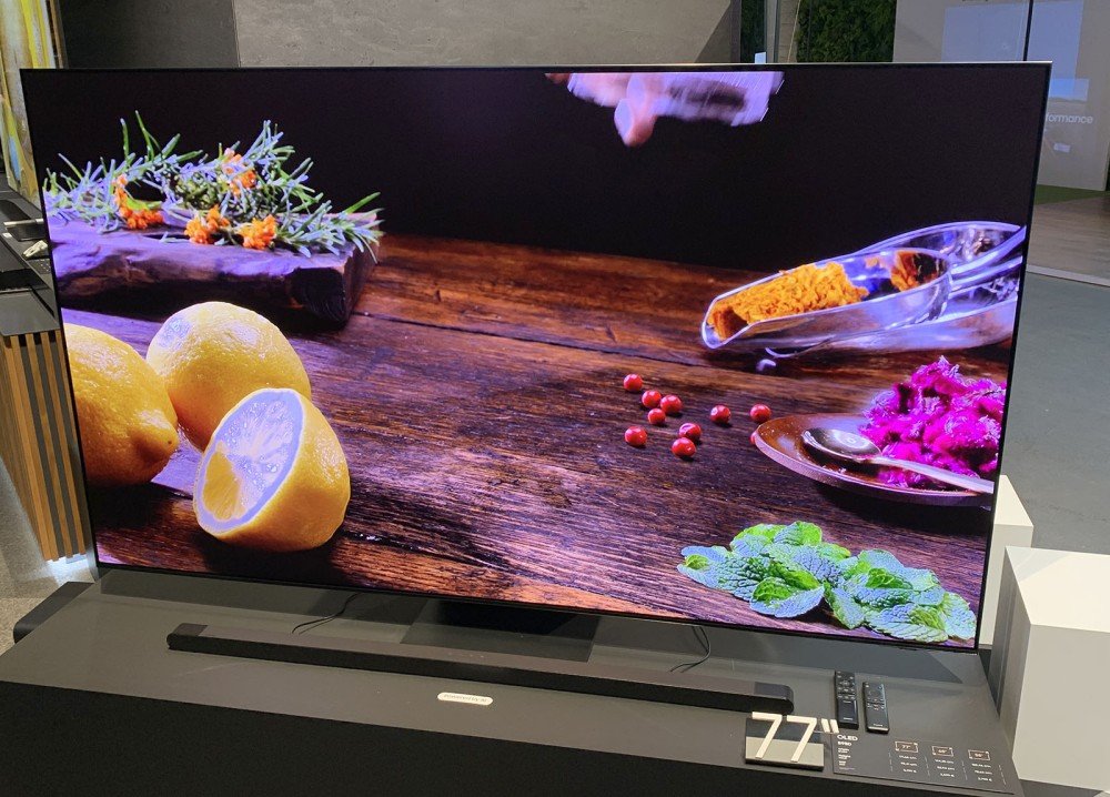 Samsung S95D Series 4K OLED TV Image 4