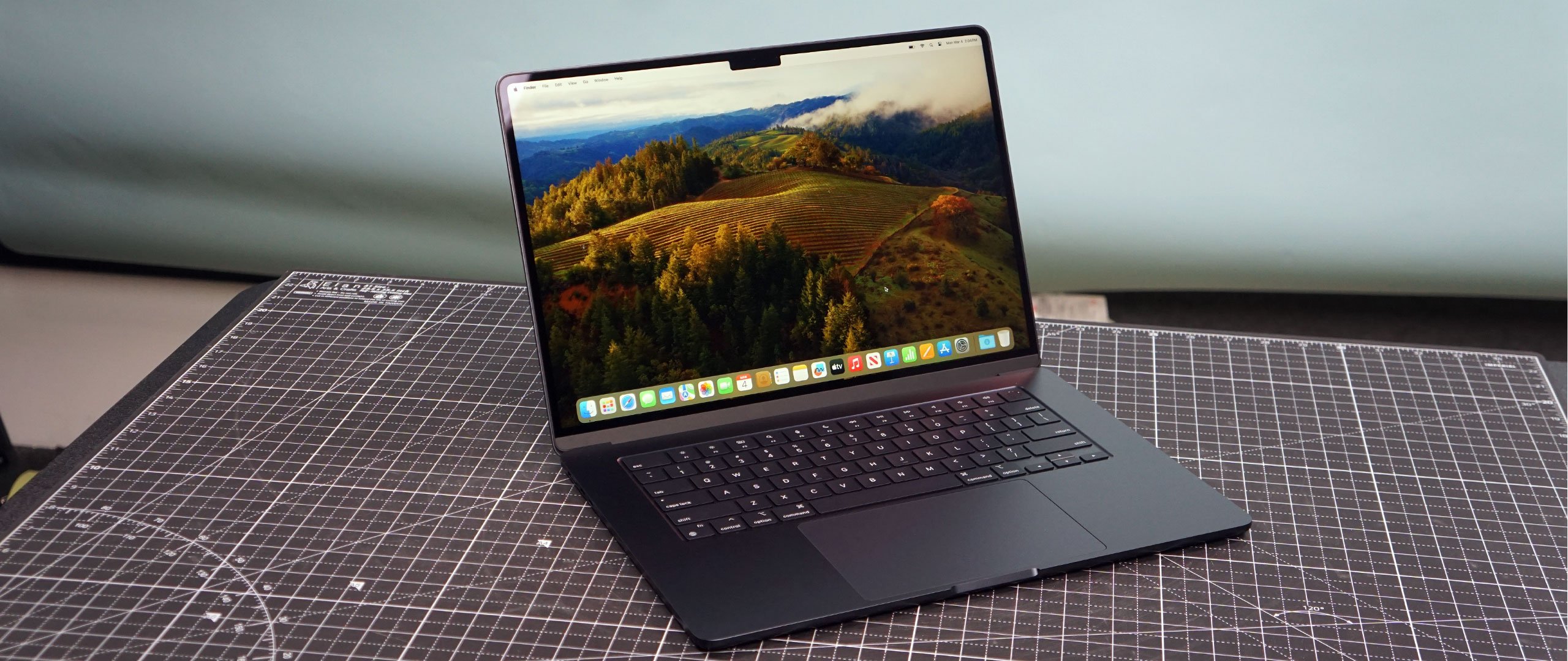 Apple M3 MacBook Air (15-inch) Image 1