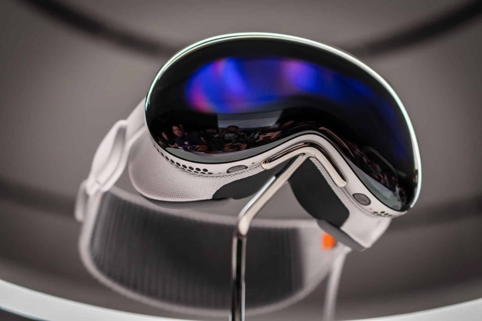 Apple Vision Pro (International Launch) Image 4
