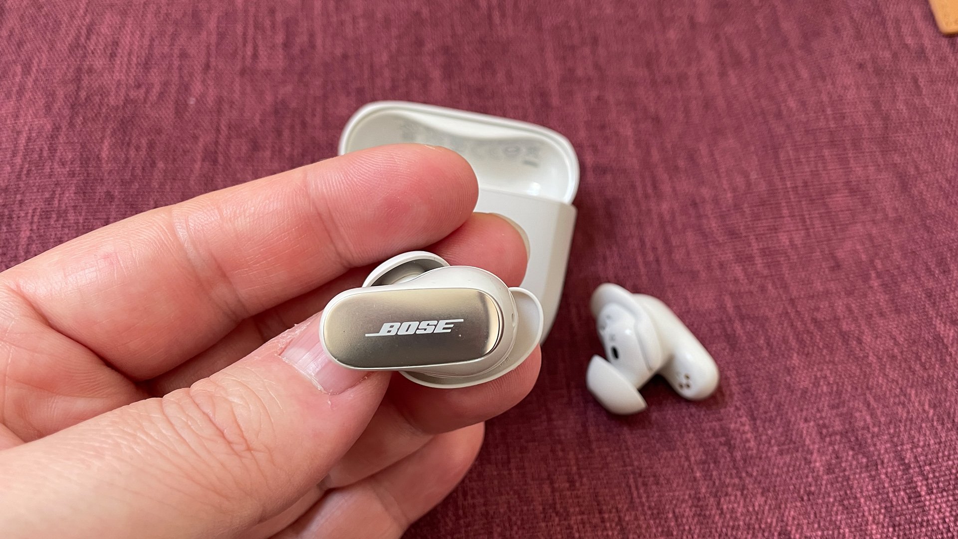 Bose QuietComfort Ultra Earbuds Image 2