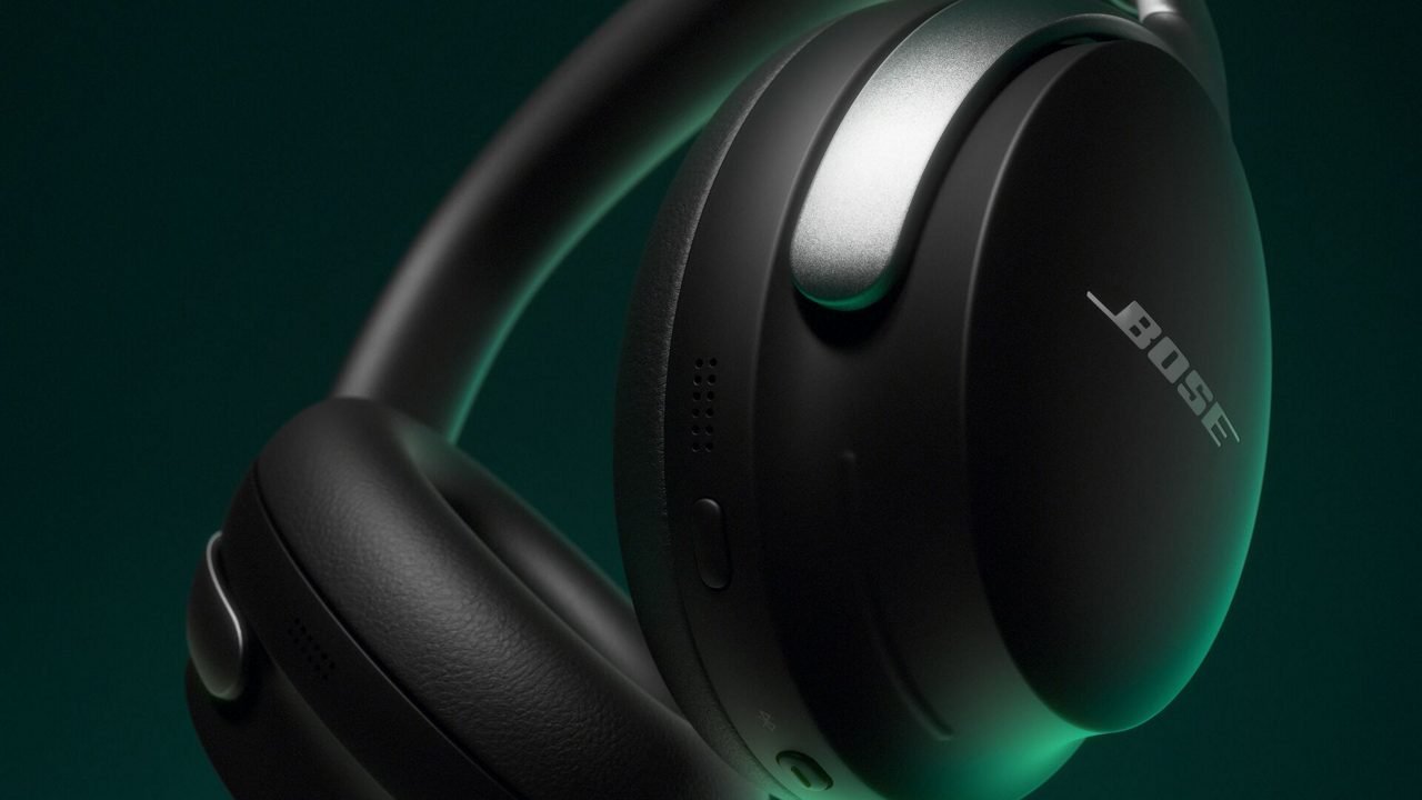 Bose QuietComfort Ultra Headphones Image 3