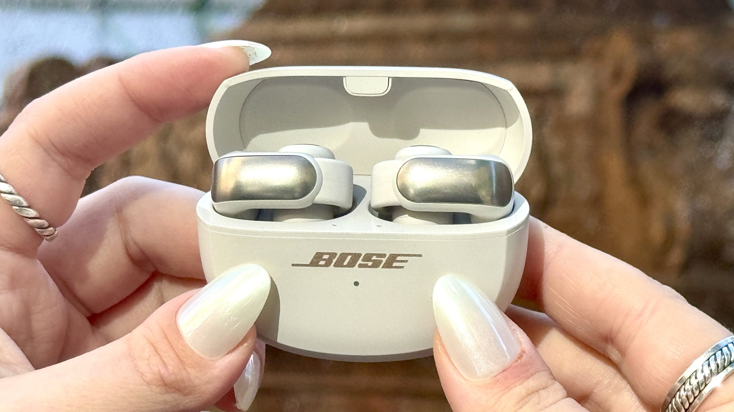Bose Ultra Open Earbuds Image 4