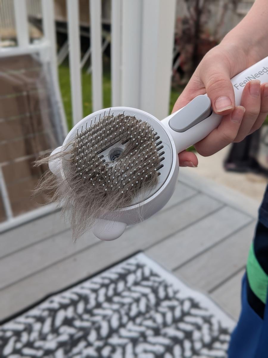 FeelNeedy Cat steam brush Image 3