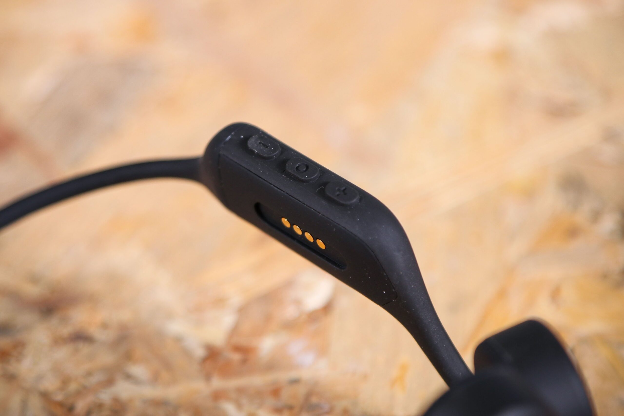 H2O Audio Tri 2 Pro bone conducting headphones Image 2