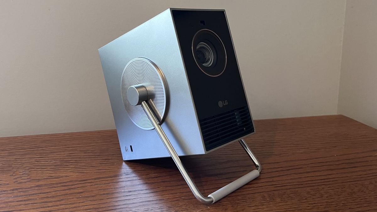 LG CineBeam Q Image 3