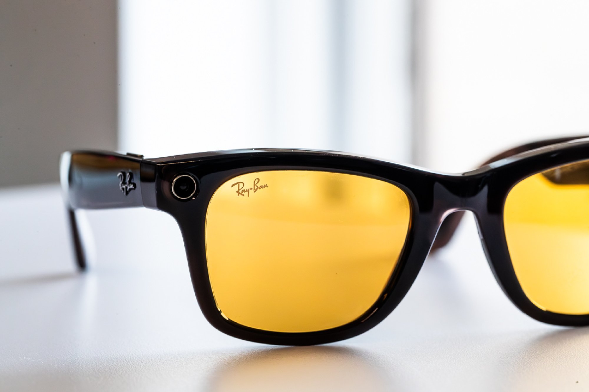 Ray-Ban Meta Smart Glasses Image 4