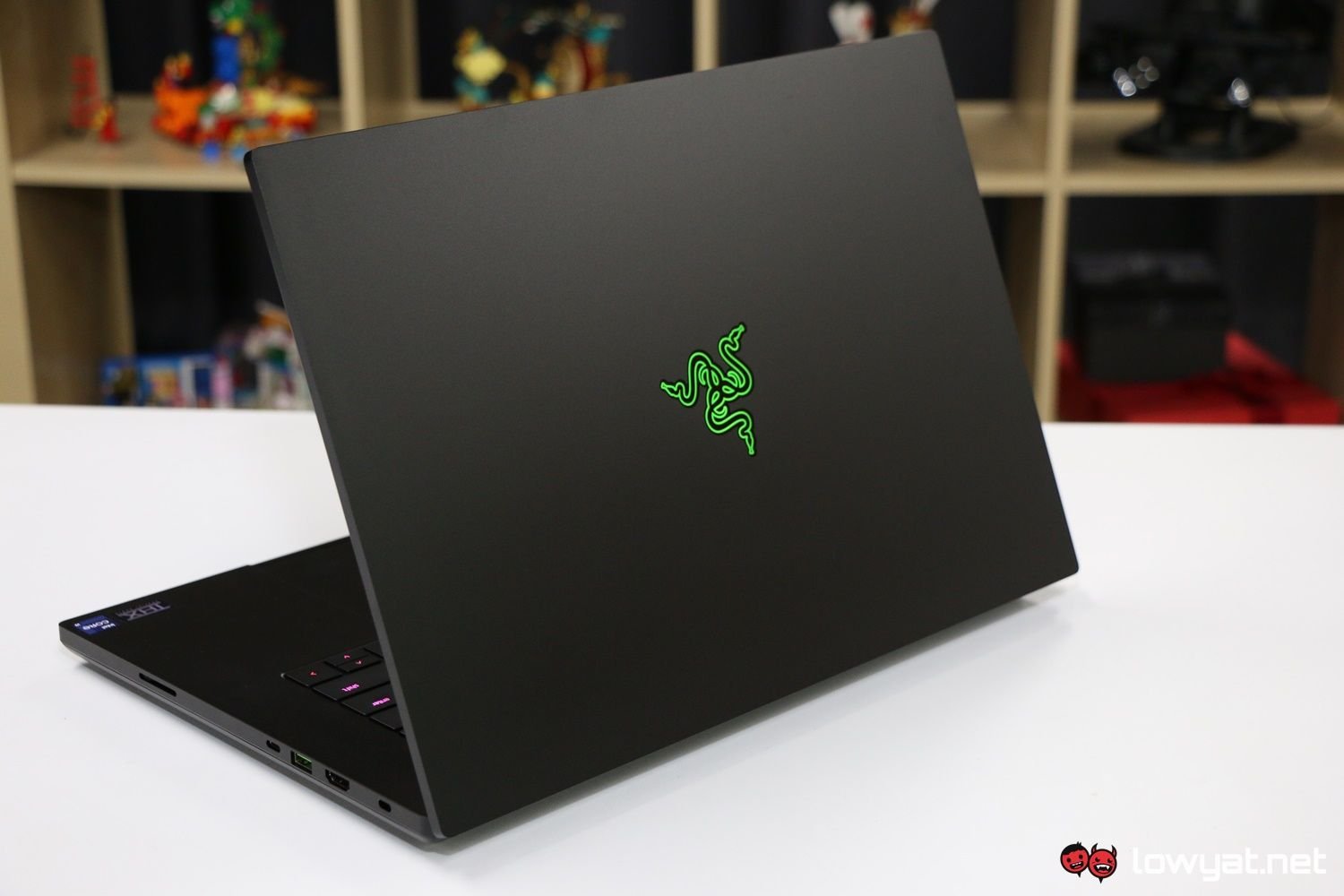 Razer Blade 16 Image 3