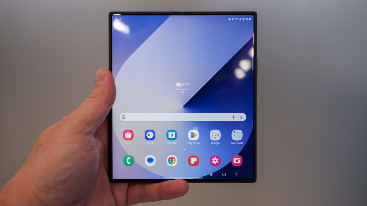 Samsung Galaxy Fold 6 Image 4