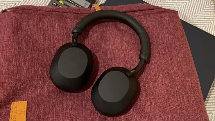 Sony WH-1000XM6 Image 3