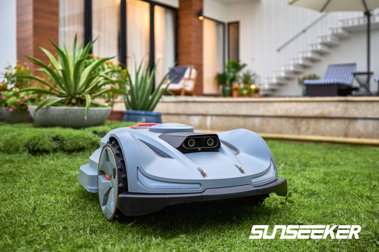 Sunseeker Orion X7 Robot Lawn Mower review Image 2