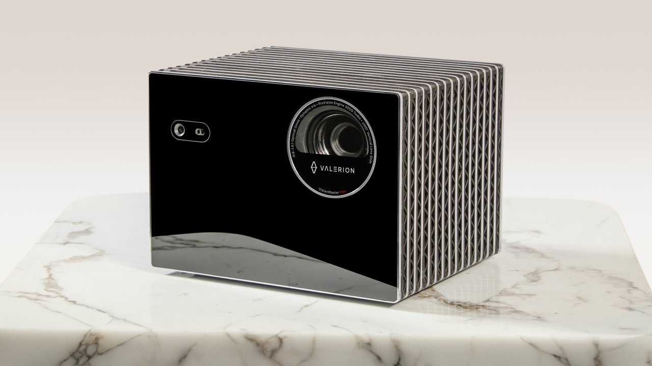 Valerion VisionMaster Max Projector Image 3