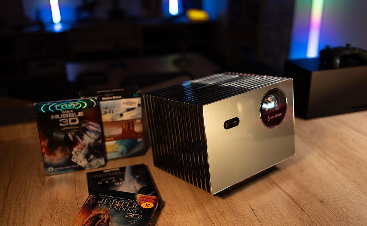 VisionMaster Pro2 Laser Projector 4K with EBL™ - 300