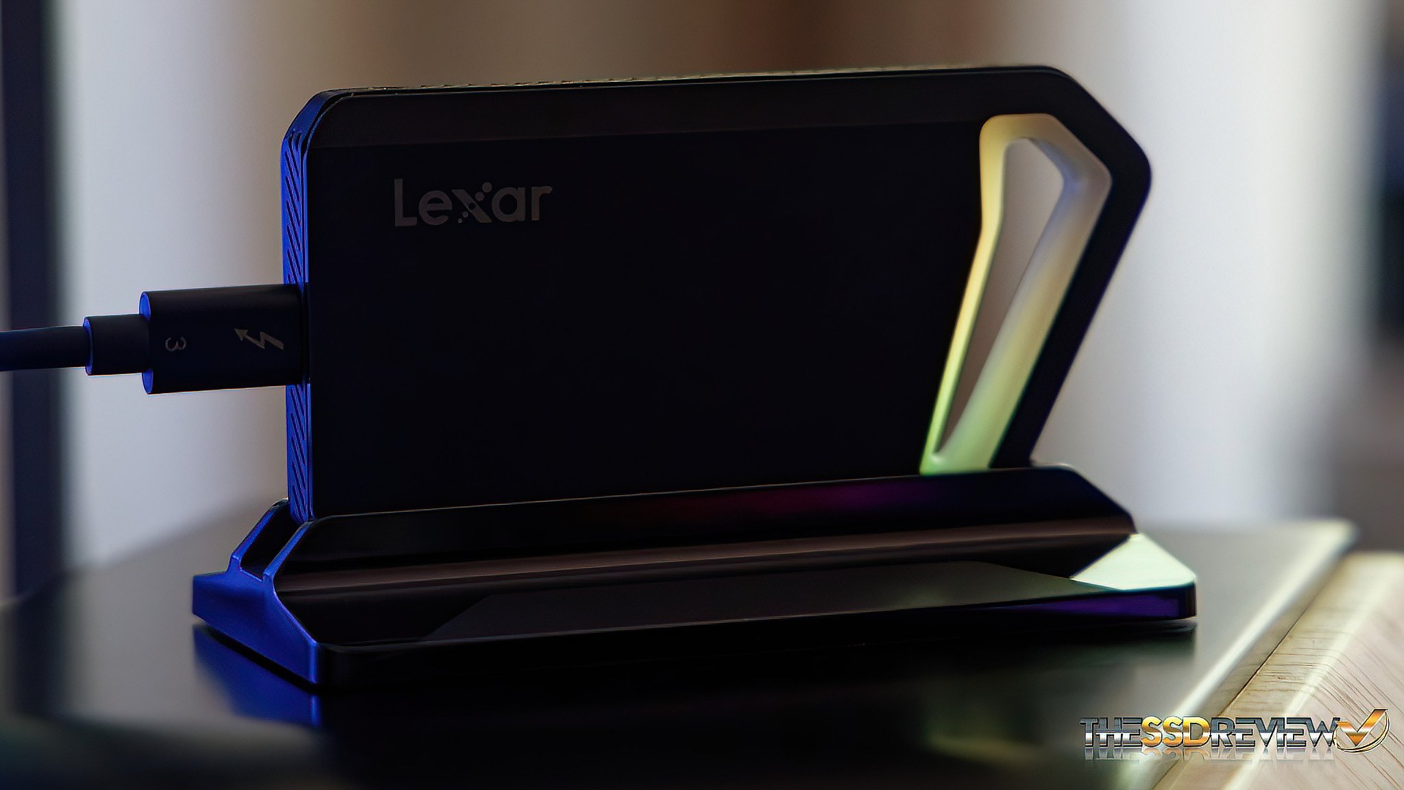 Lexar SL660 Blaze Gaming Portable SSD Image 2