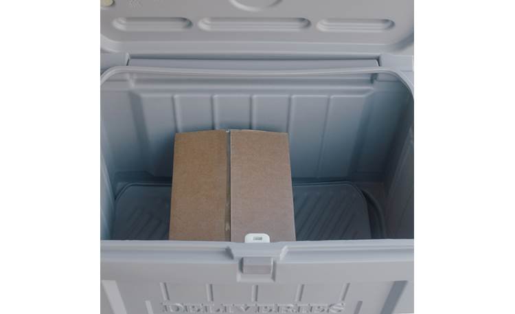 Yale's High-Tech Delivery Box Image 3