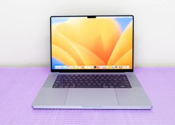 Apple MacBook Pro 16-inch M2 Max - front design view
