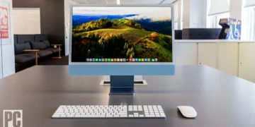 Apple iMac 24-inch (M2, 2023) - front design view