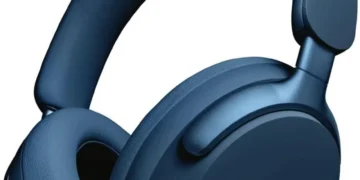 Bose QuietComfort Ultra Headphones - front design view