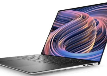 Dell XPS 15 (9520) - front design view