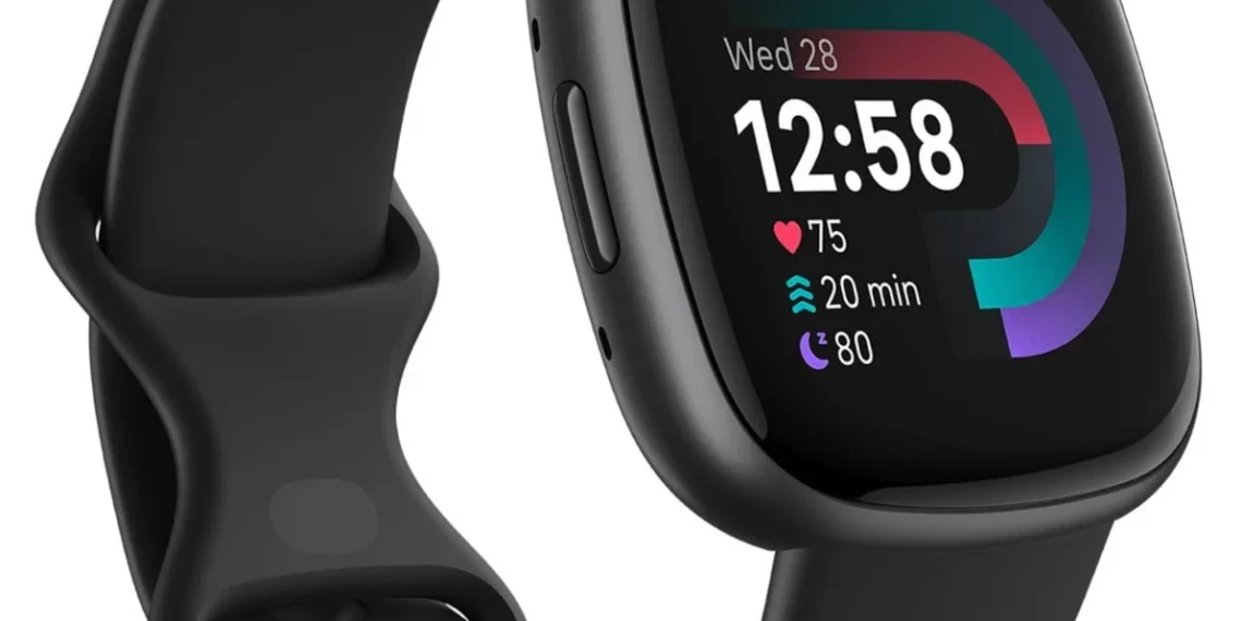 Fitbit Versa 4 - front design view