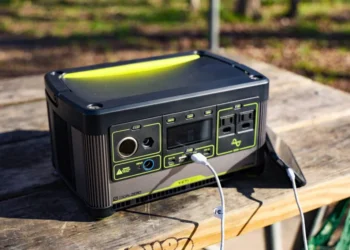 Goal Zero Yeti 500X - front design view