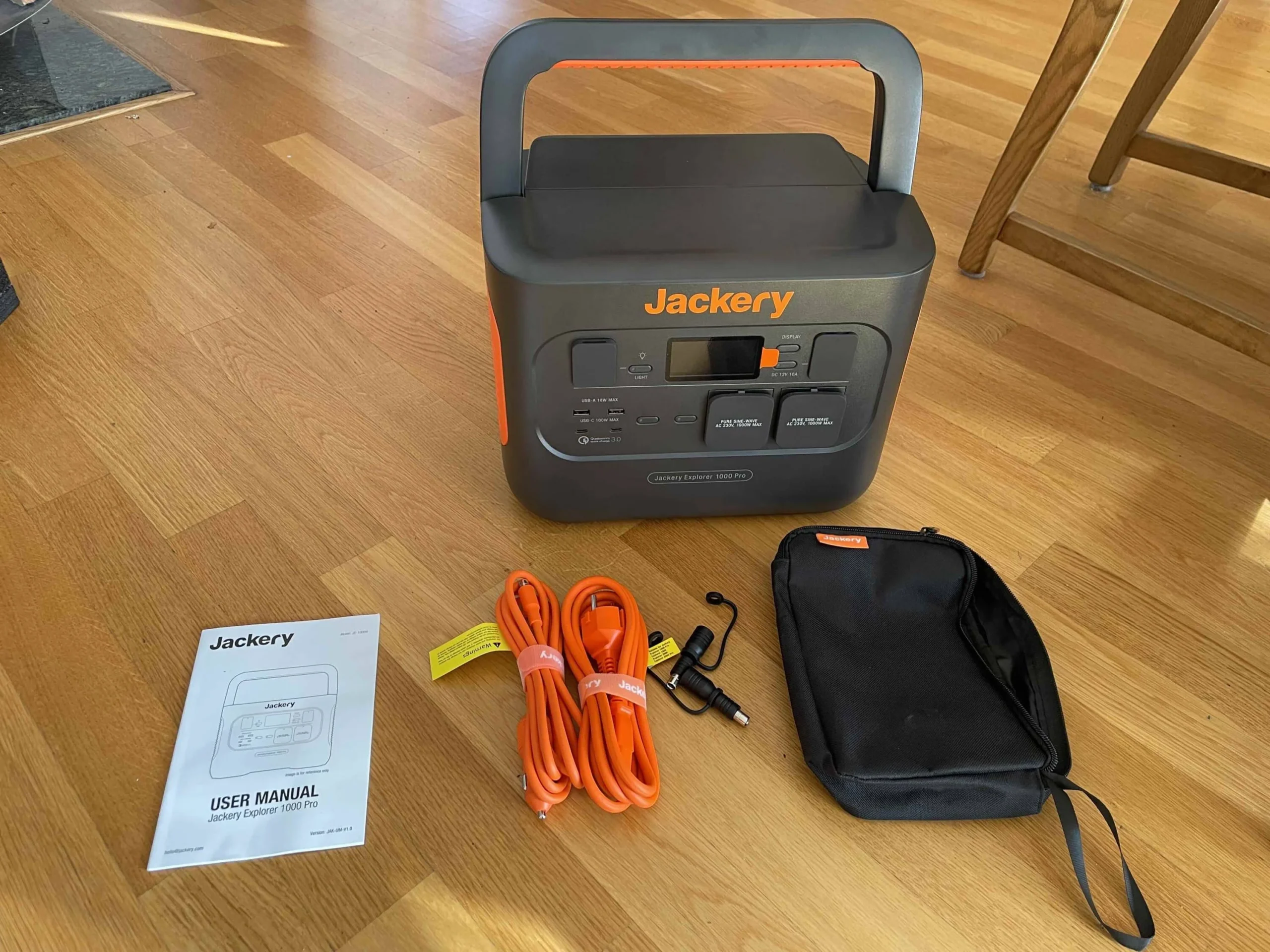 Jackery Explorer 1000 Pro - detail closeup