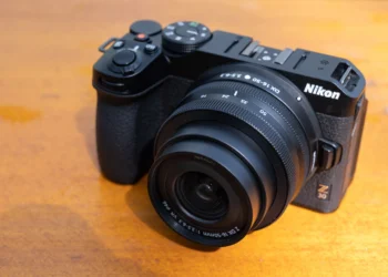 Nikon Z30 - front design view