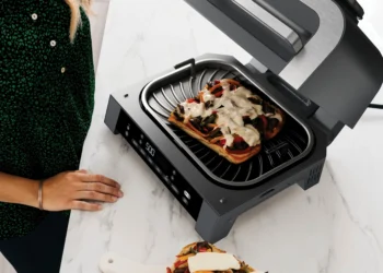 Ninja Foodi Smart XL Grill - front design view