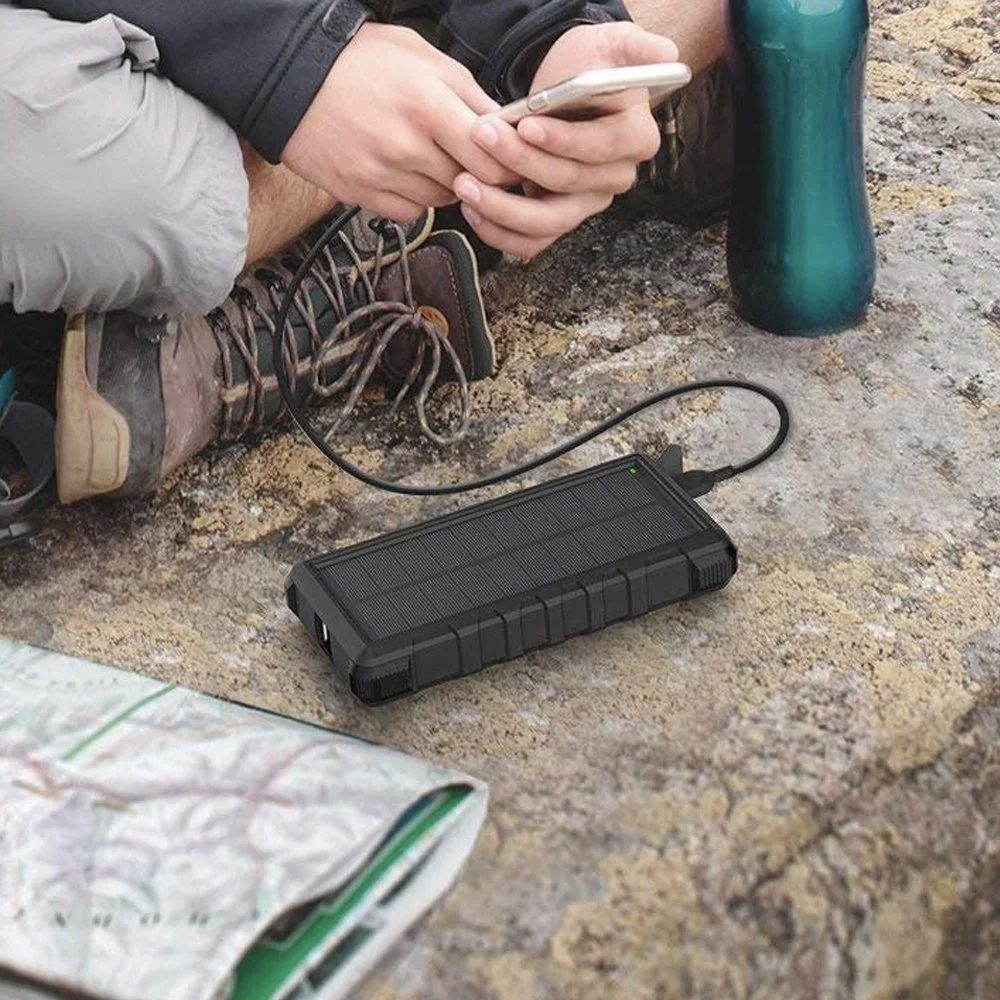 RAVPower Solar Charger 25000mAh - front design view RAVPower Solar Charger 25000mAh - front design view