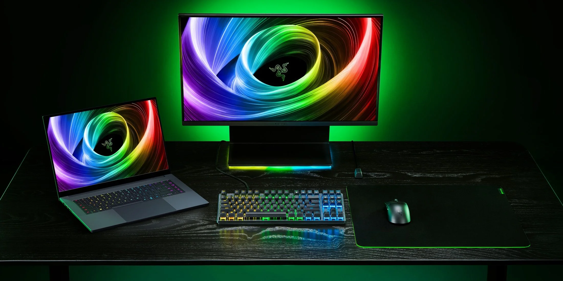 Razer Blade 16 (2025) - side profile