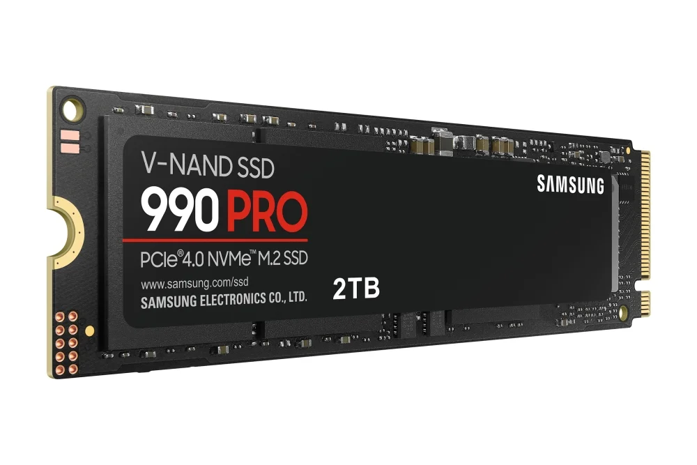Samsung 990 PRO SSD - detail closeup