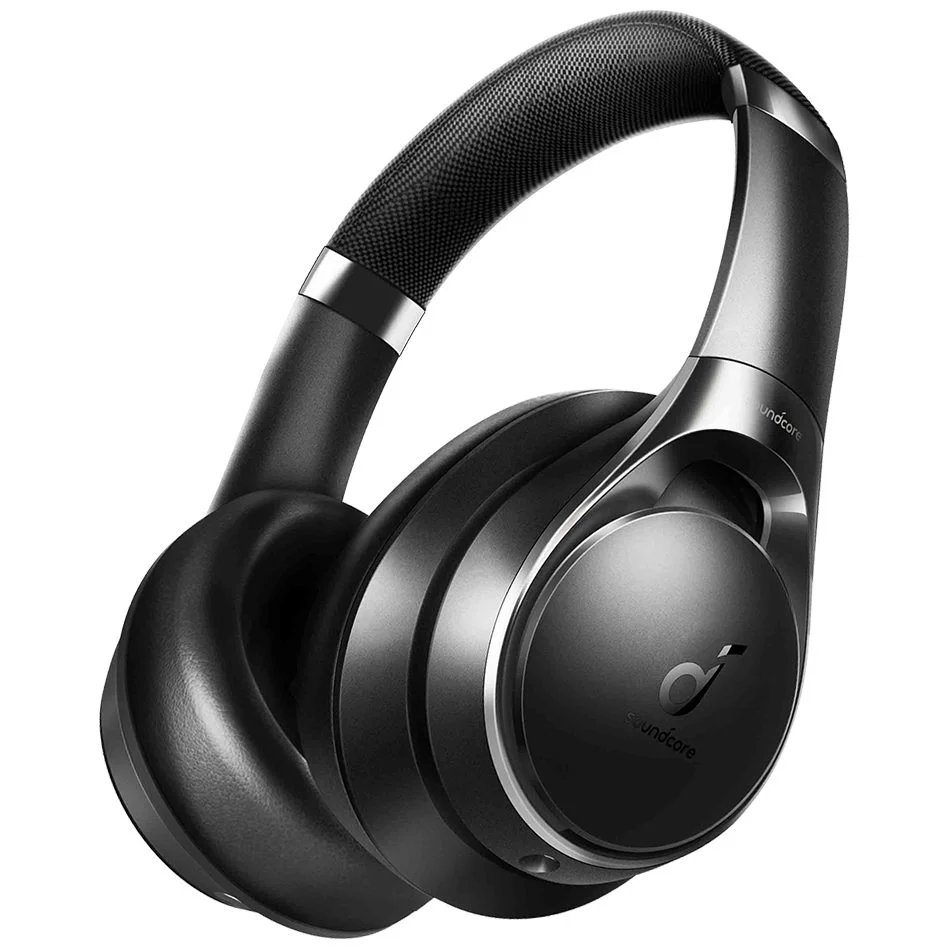 Soundcore by Anker Life Q20 - in-use shot Soundcore by Anker Life Q20 - in-use shot