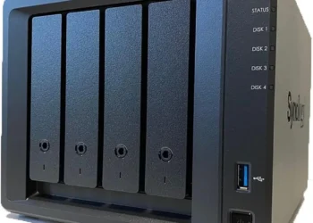 Synology DS923+ NAS - front design view