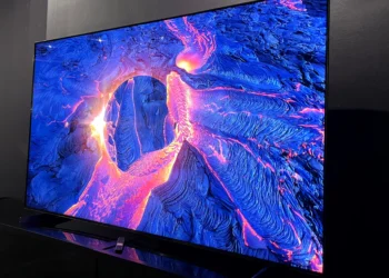 TCL QM8 Mini-LED 4K TV - front design view